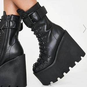 Current Mood TRAITOR BOOTS